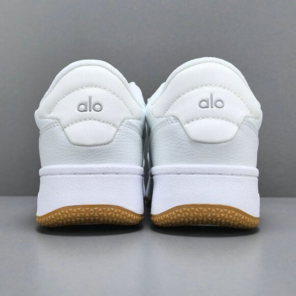 Alo Yoga Recovery Mode Low-Top Color-Blocked Sneakers In White - Picture 5 of 9